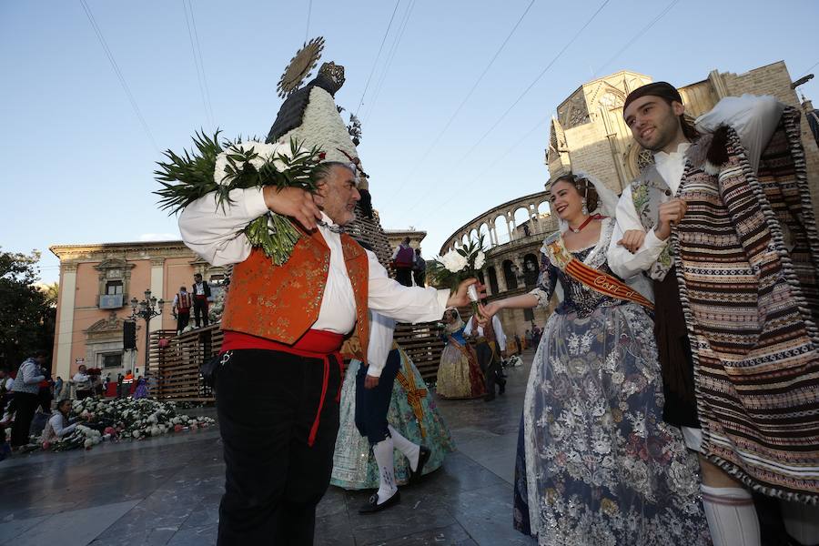 Fotos: Fallas 2019: Primer día de la Ofrenda de las Fallas de Valencia