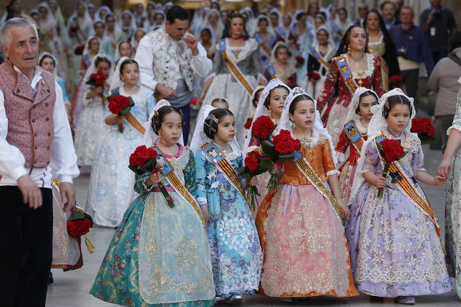 Fotos: Fallas 2019: Primer día de la Ofrenda de las Fallas de Valencia