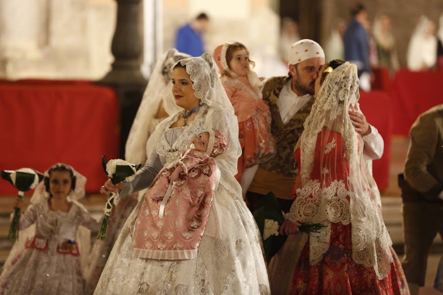 Fotos: Fallas 2019: Primer día de la Ofrenda de las Fallas de Valencia