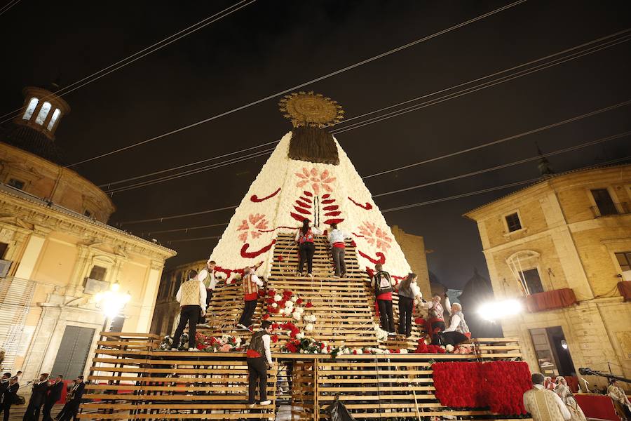 Fotos: Fallas 2019: Primer día de la Ofrenda de las Fallas de Valencia