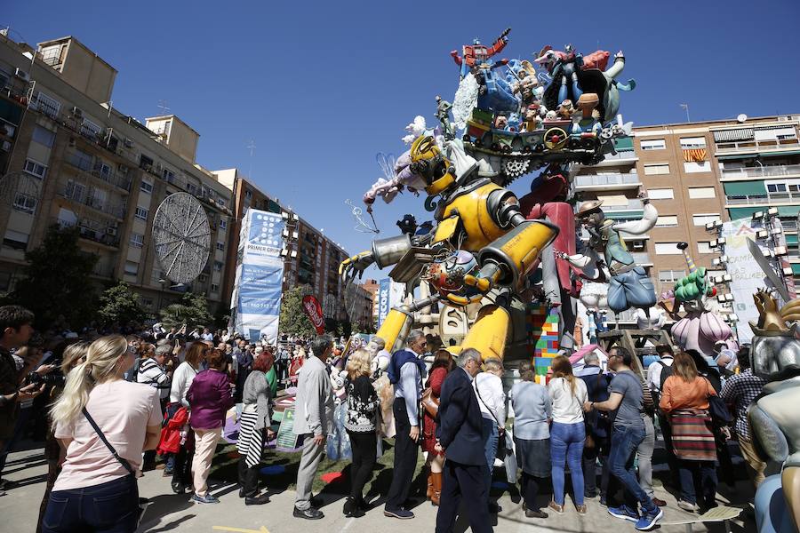 Fotos: El público llena l&#039;Antiga tras ganar el primer premio de Especial de las Fallas 2019