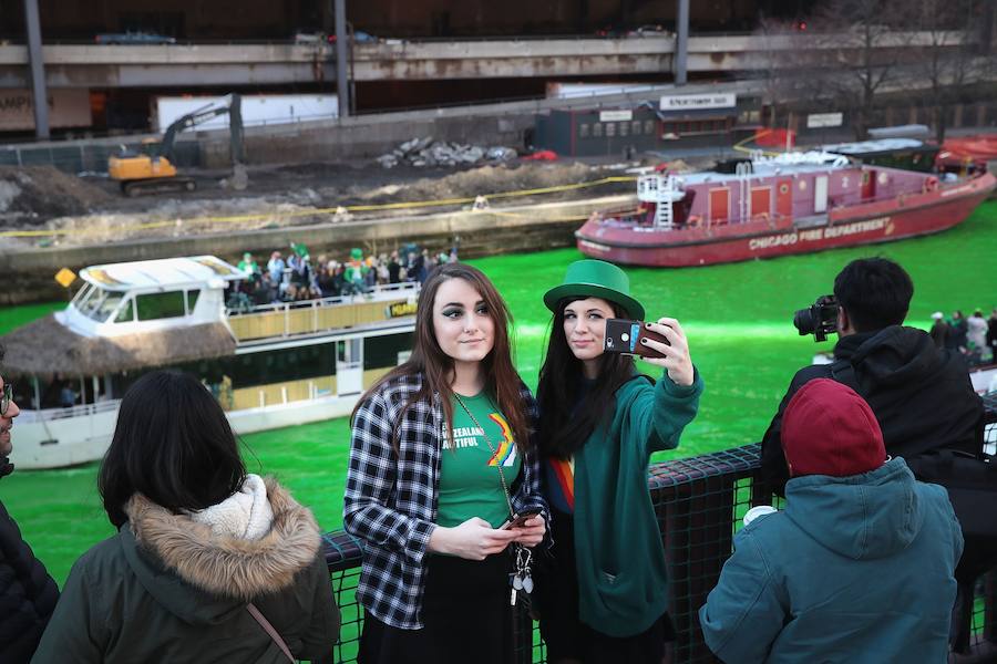 Cientos de miles de personas han celebrado el día de San Patricio 2019. Inglaterra, Irlanda, Lituania, Rusia, Nueva York, Suiza, Boston o Tokio... El mundo tiñe de verde para festejar el patrón de Irlanda. 