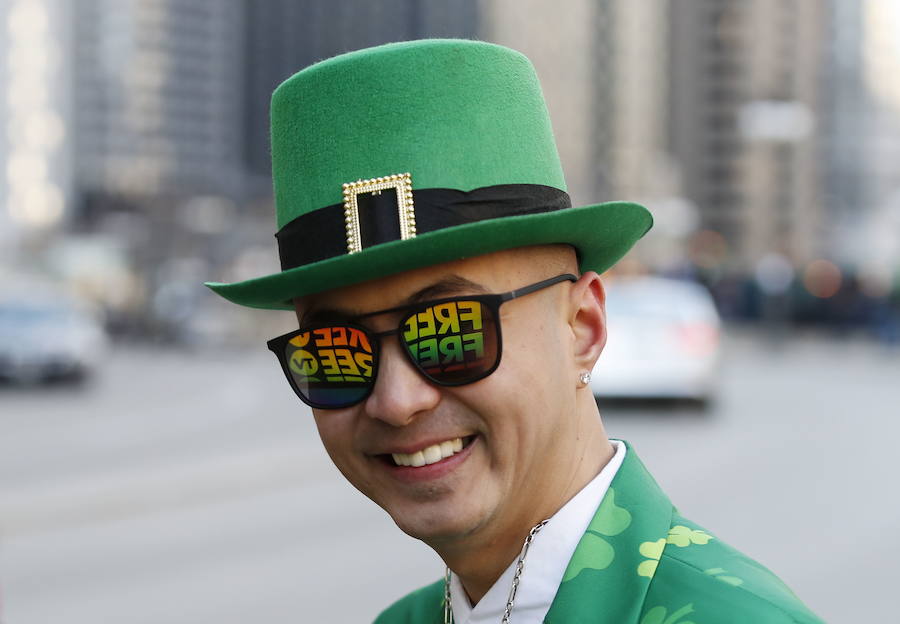 Cientos de miles de personas han celebrado el día de San Patricio 2019. Inglaterra, Irlanda, Lituania, Rusia, Nueva York, Suiza, Boston o Tokio... El mundo tiñe de verde para festejar el patrón de Irlanda. 