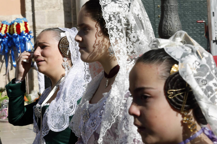 Fotos: Fallas 2019: Segundo día de la Ofrenda a la Virgen de los Desamparados