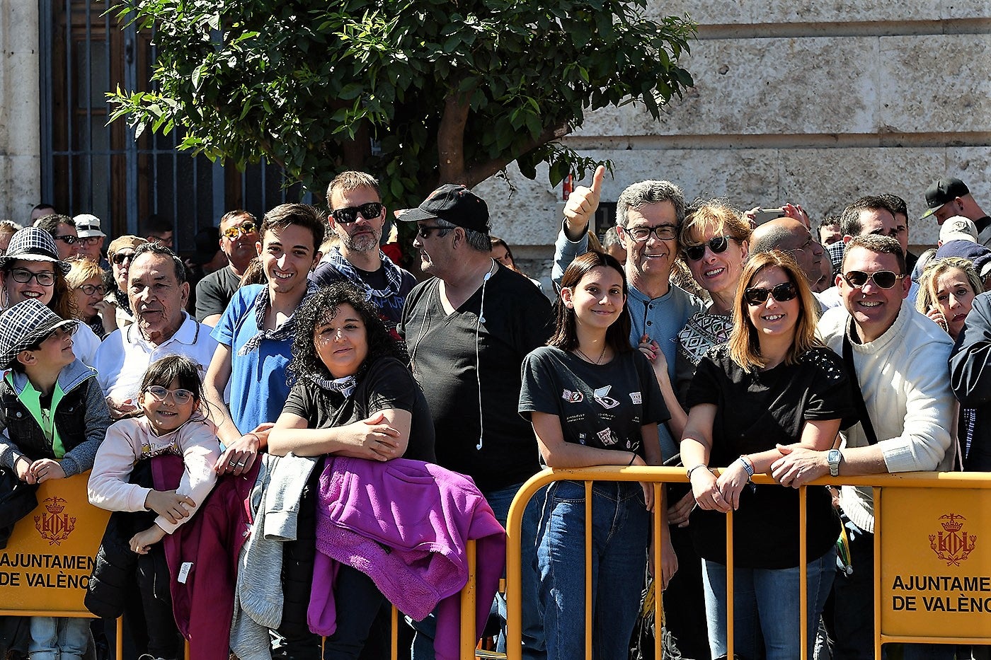 Fotos: Fallas 2019: Búscate en la mascletà del lunes, 18 de marzo