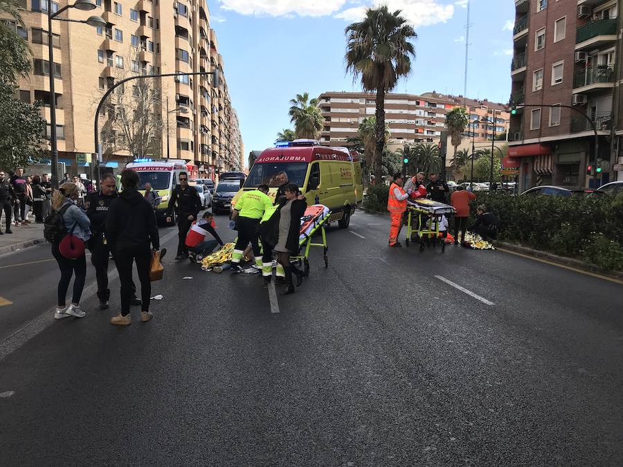 Fotos: Atropello múltiple en Valencia tras saltarse un semáforo