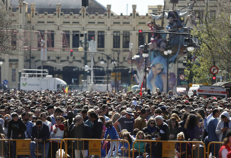 Fotos: Mascletà del 19 de marzo en las Fallas 2019