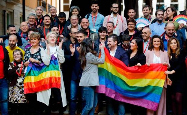 El Gobierno central cuestiona la ley LGTBI valenciana