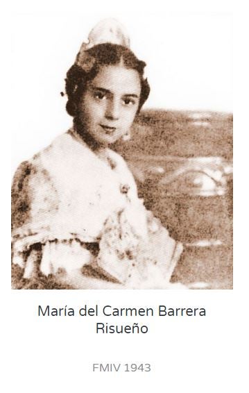 La primera fallera mayor infantil fue Teresa del Sacramento Agramunt y desde 1940 le han sucedido decenas de niñas que representaron a las Fallas con toda su alegría. Entre ellas, dos apellidos muy conocidos: Mari Carmen Martínez Bordiú Franco y Sonsoles Suárez Illana.