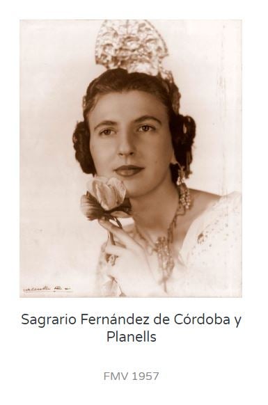 Desde 1931 con Mari Àngels Algarra ha habido falleras mayores, reinas falleras, bellezas falleras... Algunas tuvieron apellidos ilustres y todas representaron a las Fallas lo mejor que supieron. ¿Cuál es tu favorita? La Junta Central Fallera hace un repaso por la historia de la Fallera Mayor de Valencia.