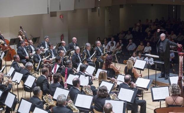 La Banda Municipal de Valencia, en el Palau de la Musica.