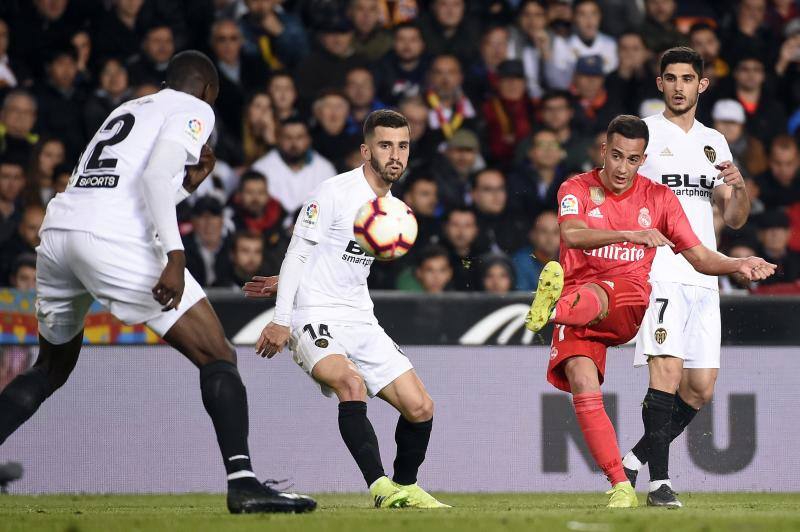 El Valencia y el Real Madrid se enfrentaron en Mestalla en la 30ª jornada de Liga.