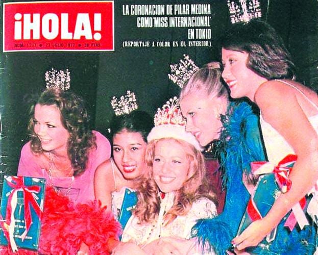 Pilar Medina deslumbra en Tokio. En 1977, la joven celebra su reconocimiento como Miss Simpatía durante el concurso de belleza. 