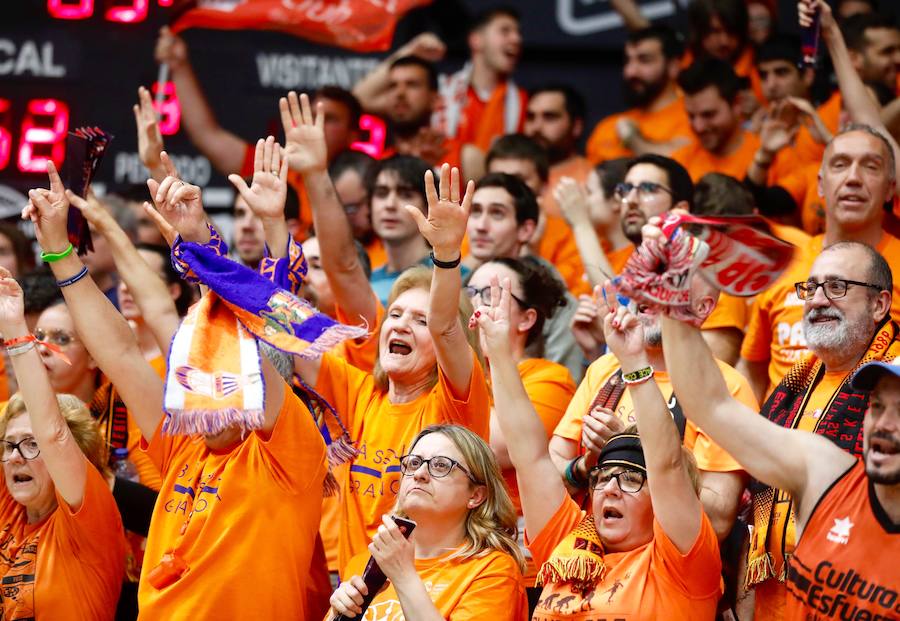 Las mejores fotos del primer partido de la final de EuroCup disputado en la Fonteta