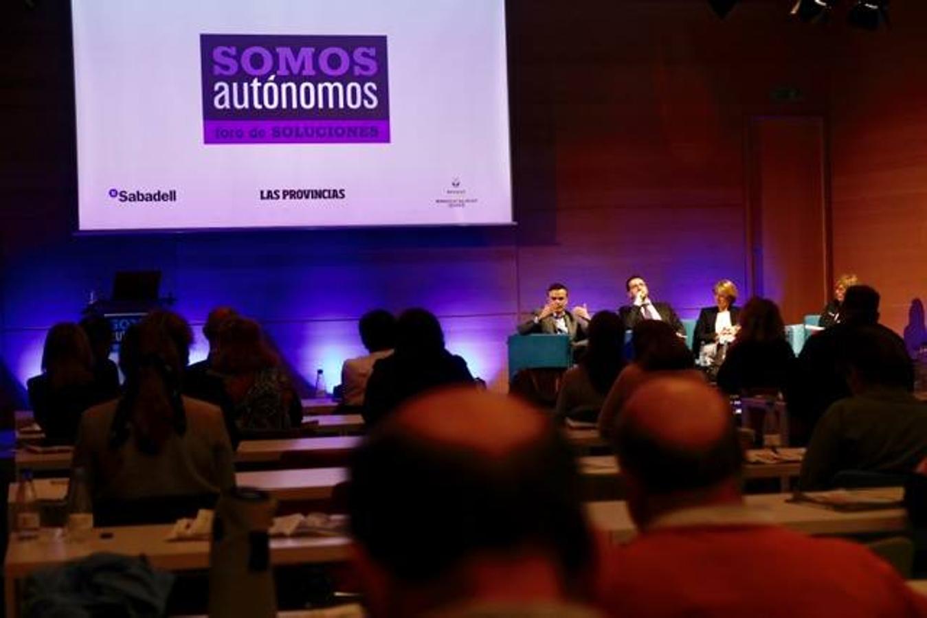 Fotos: Foro de soluciones: somos autónomos