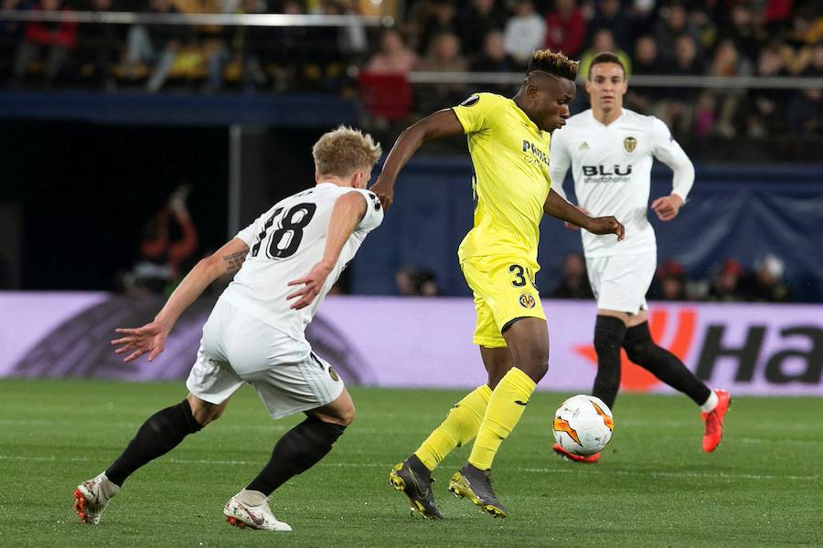 Las mejores fotos del partido de ida de cuartos de final de Europa League entre dos de los clubes de la Comunitat en el Estadio de la Cerámica