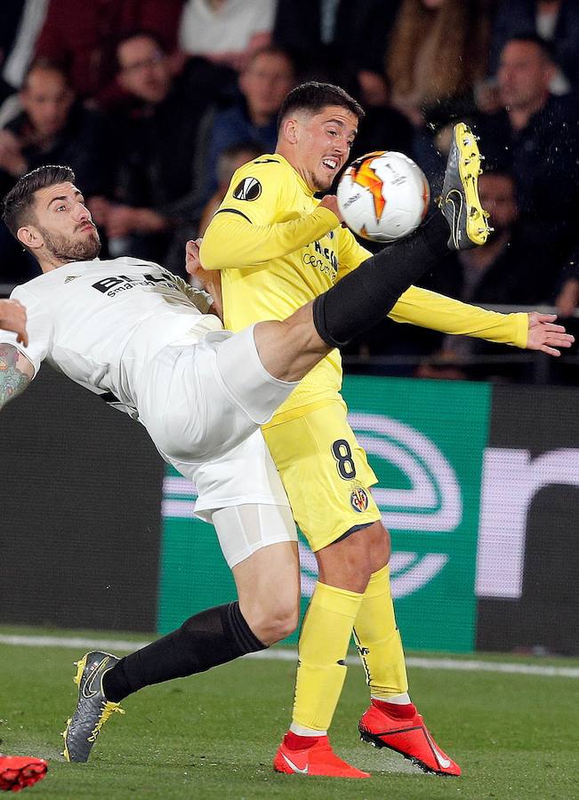 Las mejores fotos del partido de ida de cuartos de final de Europa League entre dos de los clubes de la Comunitat en el Estadio de la Cerámica