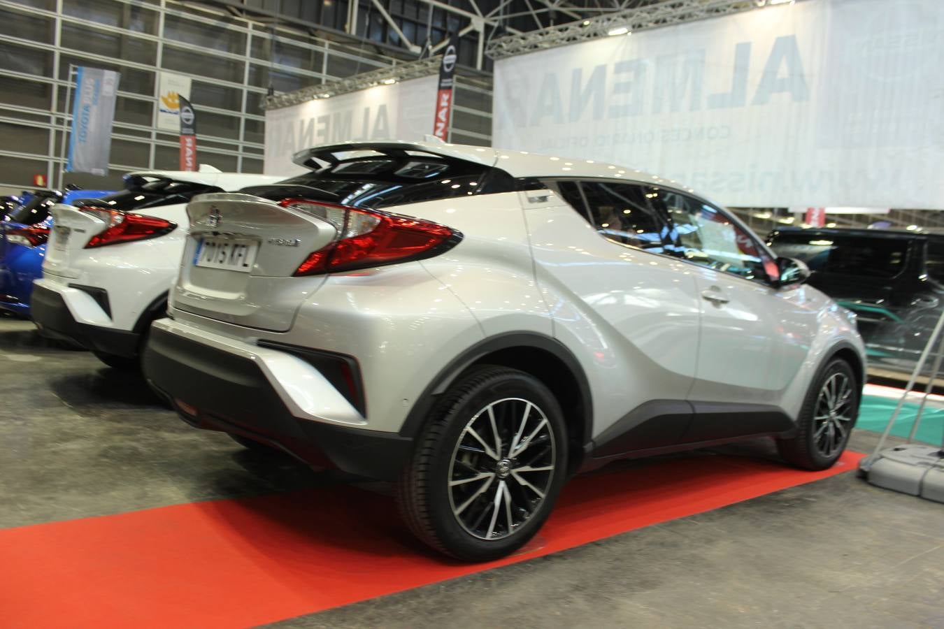 Feria Valencia celebra la 11ª. edición de la 'Feria del Vehículo Selección Ocasión', una cita que reúne hasta el próximo domingo, en el Nivel 3 del recinto ferial a 45 expositores y 26 marcas oficiales. Ofertan unos 1.500 vehículos con grandes descuentos; algunos coches de ocasión rebajados en más de 6.000 euros. 