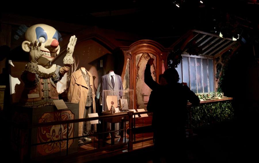 Alfombra roja de la inauguración oficial de la exposición de Harry Potter en Valencia en el Museo de las Ciencias Príncipe Felipe, en la Ciudad de las Artes y las Ciencias. 