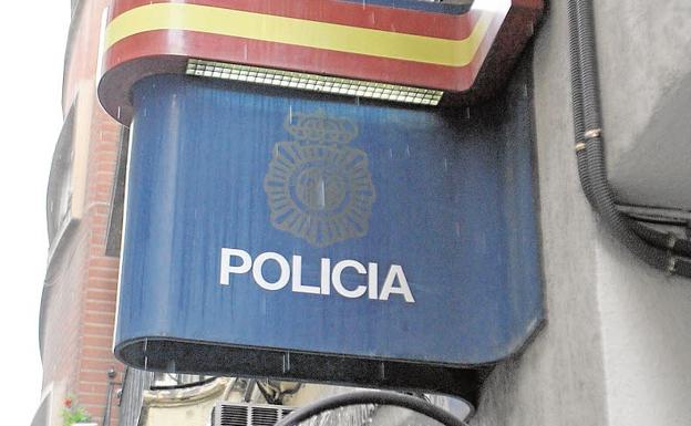 Un policía fuera de servicio evita que un hombre se desangre en el interior de su coche en Valencia