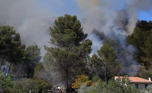 Incendio en Benigembla y Castell de Castells