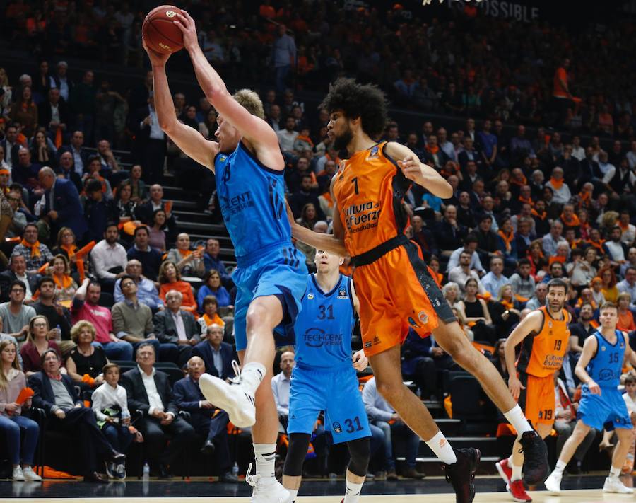 Las mejores fotos del partido que definirá al campeón de EuroCup en la Fonteta