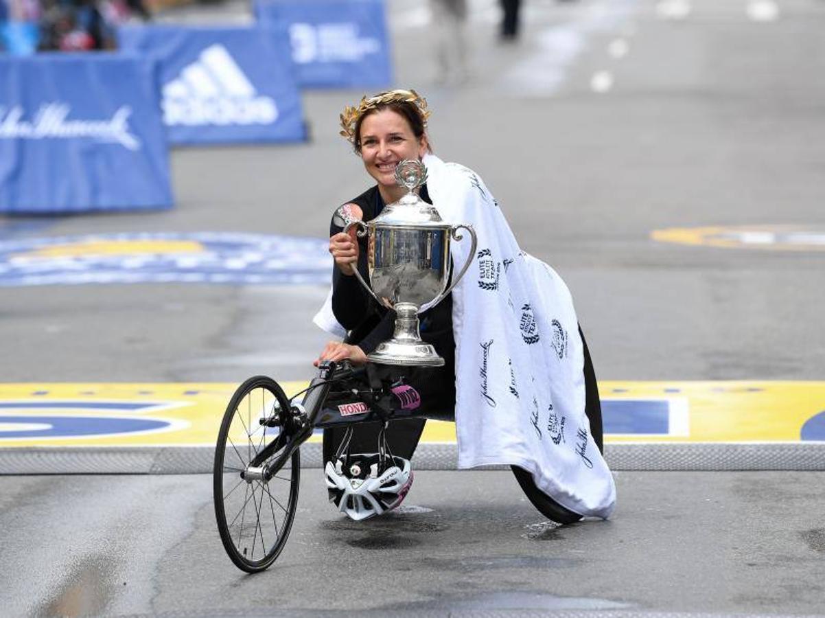 El Maratón de Boston 2019 ha estado marcado por la lluvia. Miles de atletas han recorrido las principales calles de la ciudad de Massachussets en uno de los maratones más prestigiosos del mundo, uno de los seis majors.