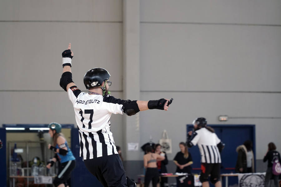 Valencia acoge este fin de semana (sábado y domingo) el mayor torneo de roller derby de España, un deporte femenino de patinaje de contacto. El Polideportivo de la Malvarrosa es el escenario de este espectacular evento. Las Rayo Dockers, el primer equipo de Valencia, se enfrentan a dos rivales internacionales: las Vienna Beasts (Austria) y las Atomium Kittens (Bélgica), para disputarse el ascenso en la clasificación europea. Además, el equipo B de la ciudad, las Rayo B-Lockers, en el que debutarán nuevas jugadoras, competirá contra las Rock 'n' Roller (Murcia) y las asturianas de La Güestia. La asistencia al evento es gratuita.