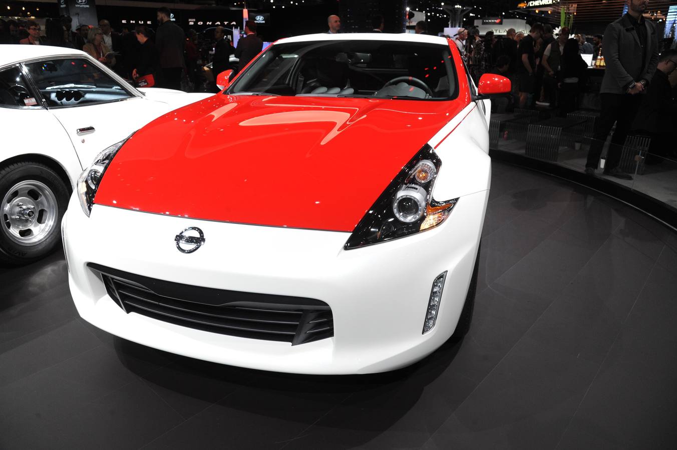 Ediciones especiales por el 50º. aniversario de los Nissan GT-R y 370Z. Un modelo de 565 CV.