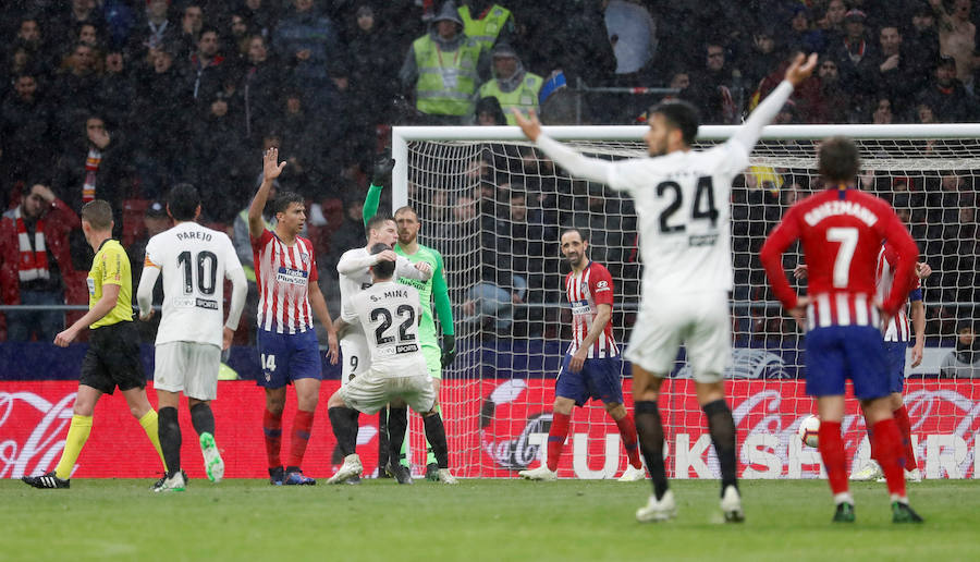 Estas son las mejores imágenes del partido de la jornada 34 de LaLiga disputado en el Wanda Metropolitano