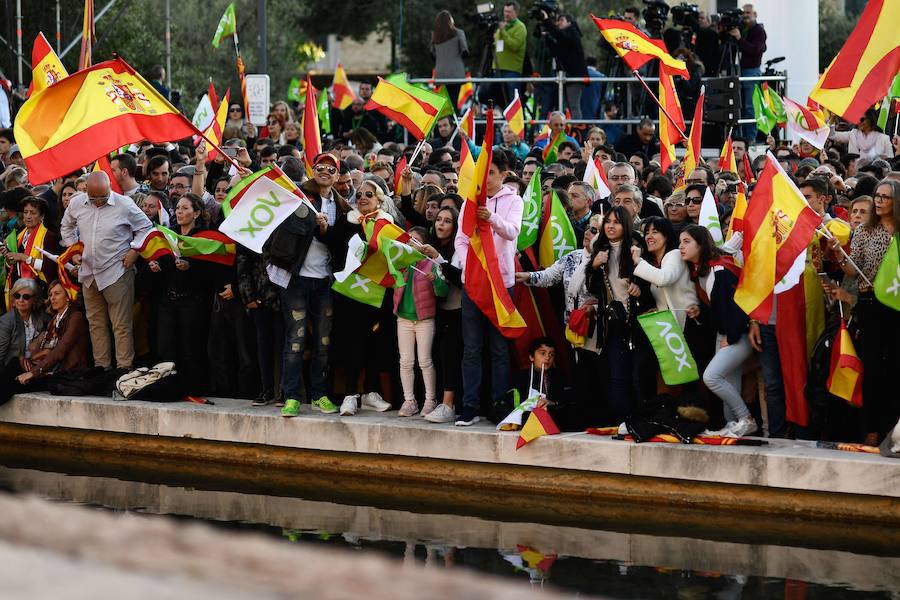 Fotos: Mitin de Vox en la plaza de Colón de Madrid
