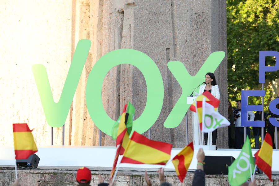 Fotos: Mitin de Vox en la plaza de Colón de Madrid