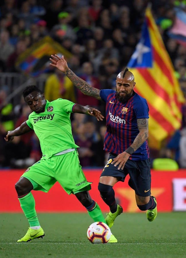 Las mejores fotos del partido de la jornada 35 de LaLiga en el Camp Nou. Un encuentro decisivo para ambos conjuntos