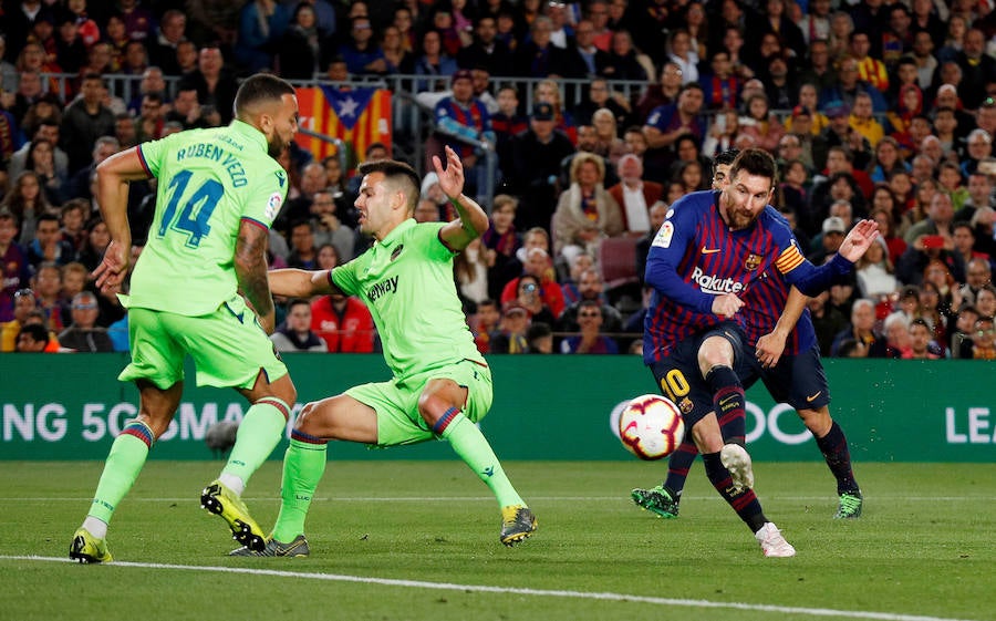 Las mejores fotos del partido de la jornada 35 de LaLiga en el Camp Nou. Un encuentro decisivo para ambos conjuntos