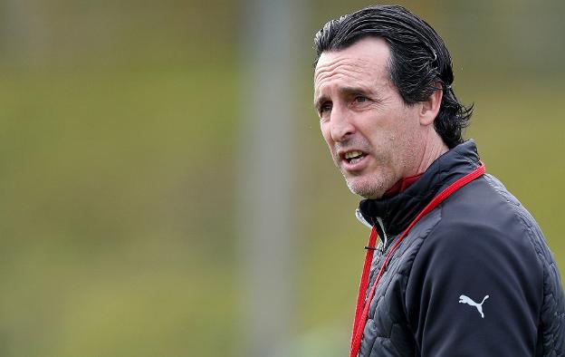 Unai Emery, ayer en el entrenamiento. 