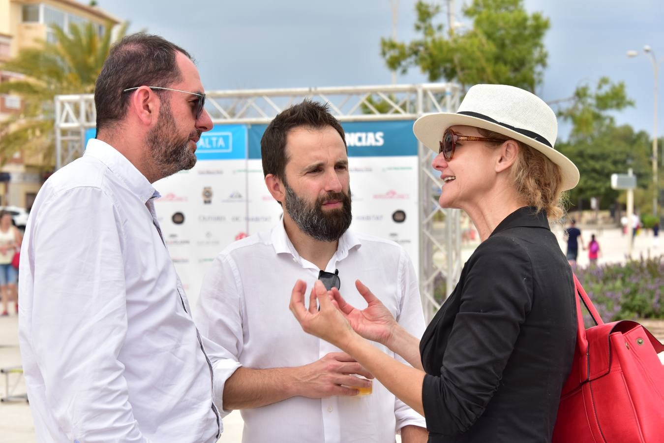 Fotos: La I Feria Inmob Marina Alta abre sus puertas con una buena acogida del público