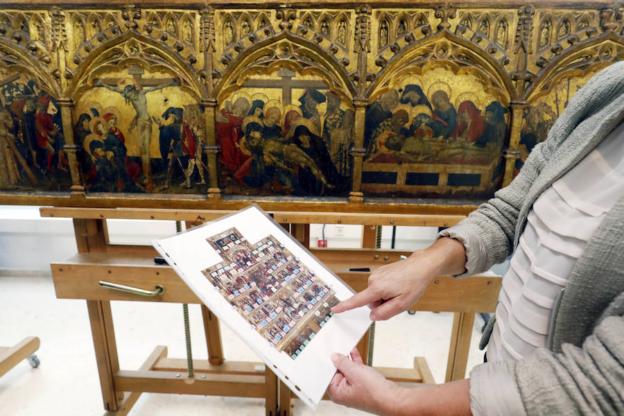 Fotos: Predela del Centenar de la Ploma, antes de su restauración