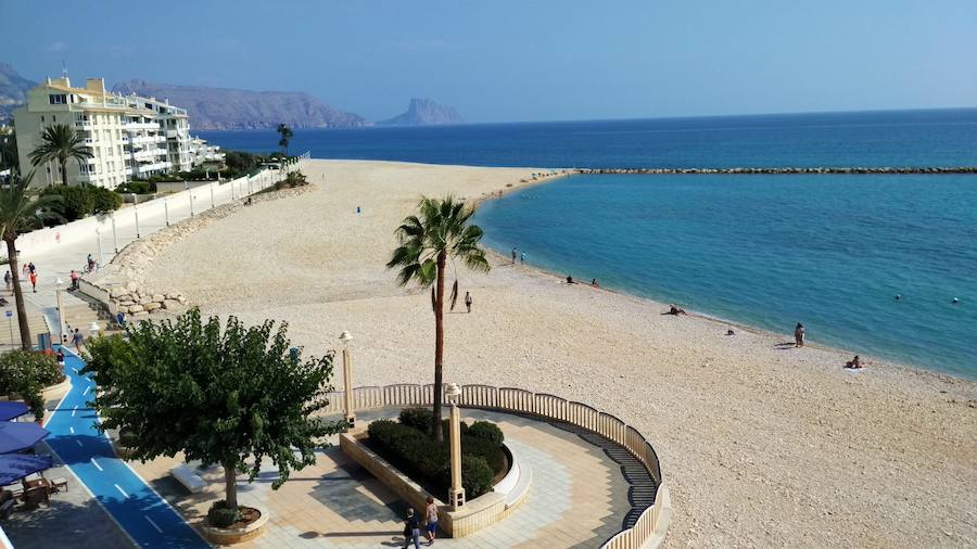 La playa de L'Espigó de Altea (Alicante) lucirá este 2019 la insignia azul por primera vez. En el mismo municipio, La Roda y Cap Blanc ya tenían el distintivo. 