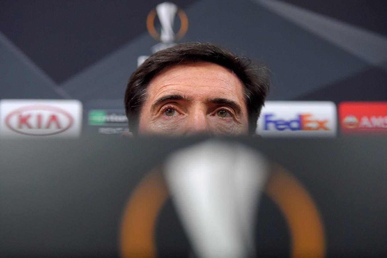 El Arsenal ha aterrizado en Valencia este miércoles y se ha entrenado esta tarde en Mestalla de cara al partido de vuelta de la semifinal de la UEFA Europa League 2018-2019. Marcelino y Gayà por un lado y Unai Emery y Petr Cech por otro han protagonizado las ruedas de prensa previas al choque.