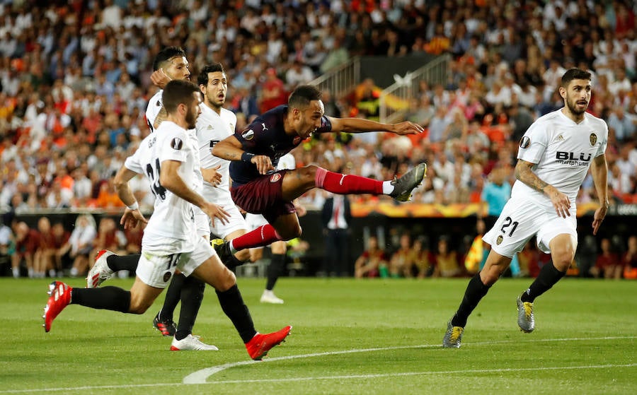 Las mejores fotos del partido de vuelta de semifinales de Europa League disputado en Mestalla