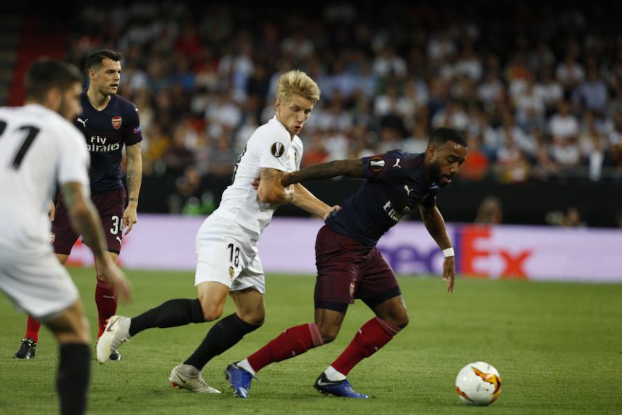 Las mejores fotos del partido de vuelta de semifinales de Europa League disputado en Mestalla