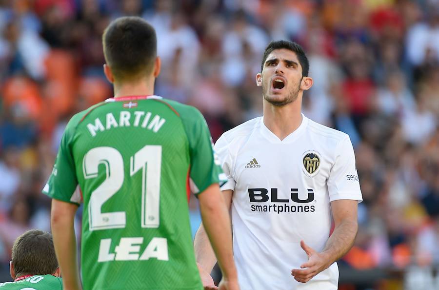 Estas son las fotos que deja el partido de la jornada 37 de LaLiga en Mestalla.