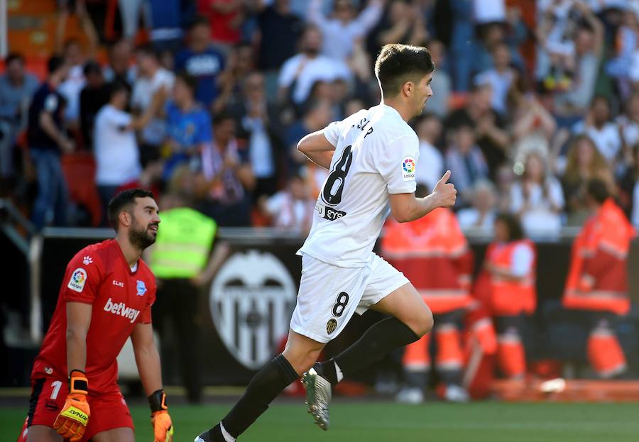 Estas son las fotos que deja el partido de la jornada 37 de LaLiga en Mestalla.