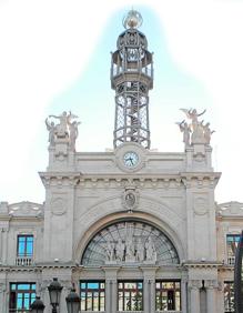 Imagen secundaria 2 - Edificio del puerto, estación del Norte y edificio de Correos.