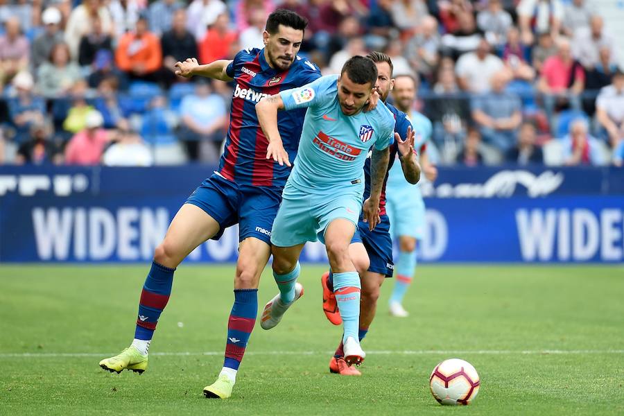 Las mejores fotos del partido de la jornada 38 de LaLiga Santander disputado en el Ciutat de València