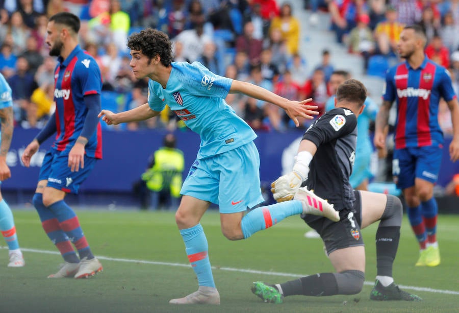 Las mejores fotos del partido de la jornada 38 de LaLiga Santander disputado en el Ciutat de València