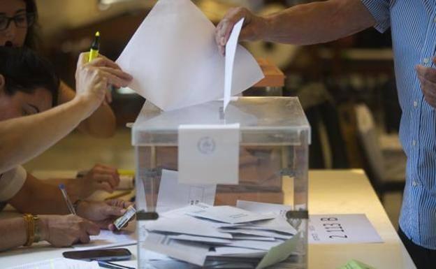 23 candidatos para ocupar desde hoy el Ayuntamiento de Valencia