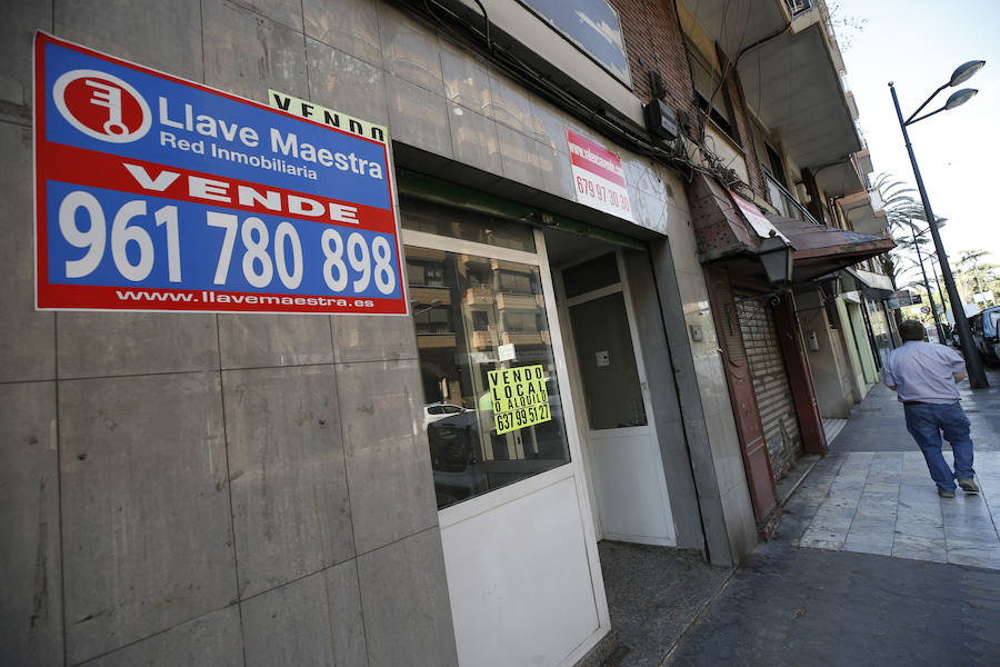 Fotos: Cierre de negocios y comercios en Valencia