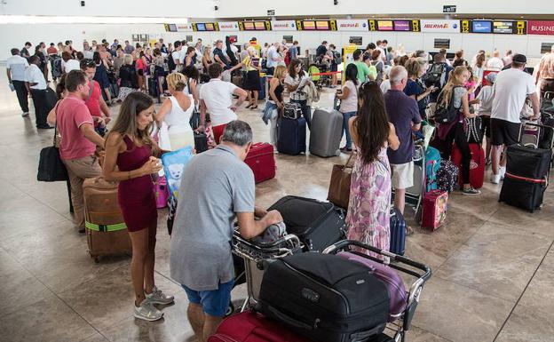 Aeropuerto de Alicante, El Altet.