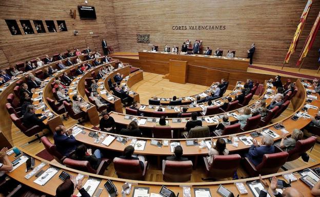 Podem pide salir del «gallinero» de Les Corts